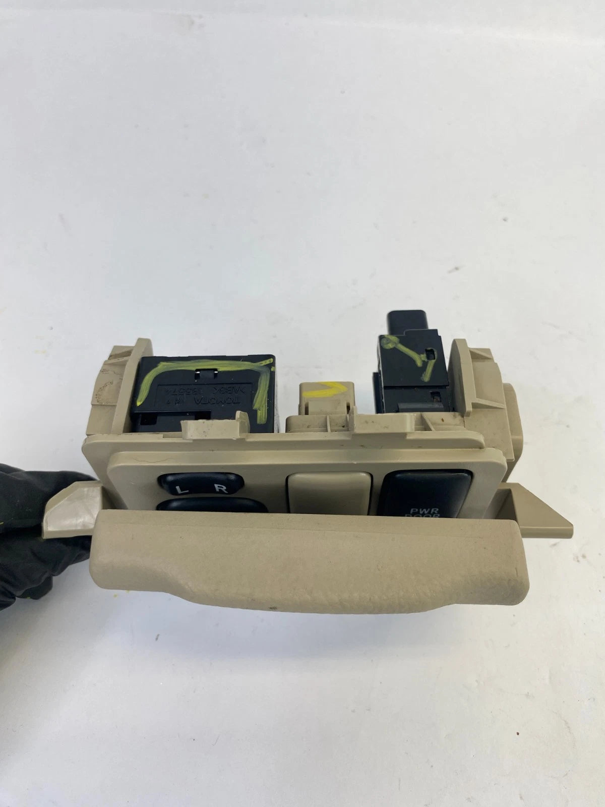 2007-2009 LEXUS RX350 DRIVER DASH MIRROR POWER DOOR SWITCH BEZEL TRIM OEM
