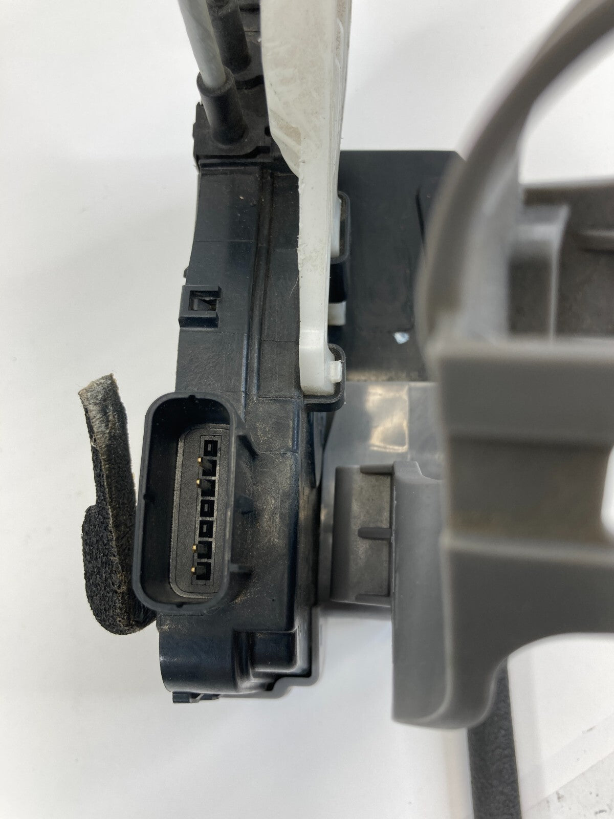 2011-2014 Hyundai Sonata Rear Right Side Door Lock Latch Release Actuator OEM