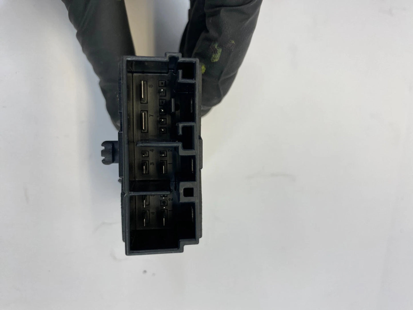 2007 2008 BMW 335XI 2007-2010 335I REAR SEAT BELT CONTROL MODULE 9-167-237-01