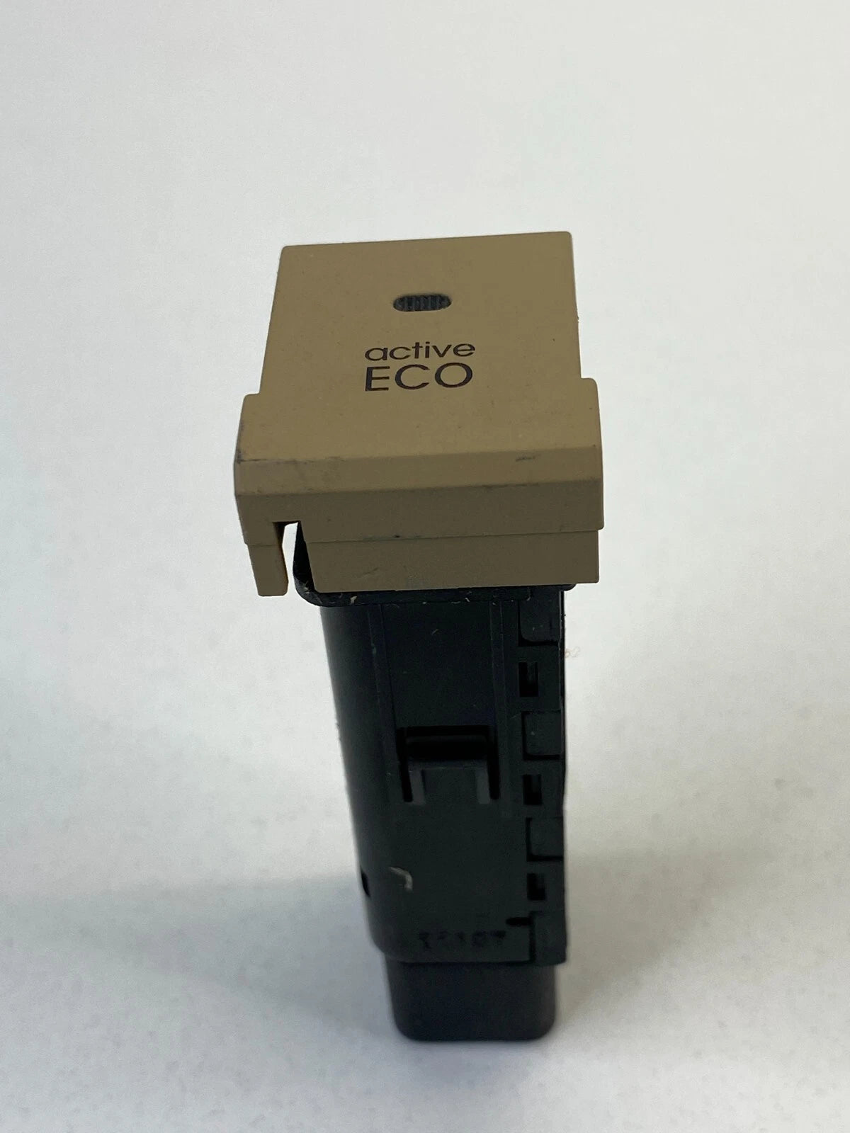 2011 2012 2013 2014 HYUNDAI SONATA ACTIVE ECO CONTROL SWITCH BUTTON 202002962