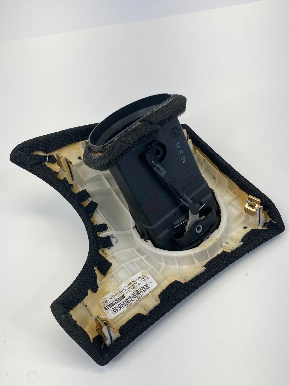 13-16 Chevy Cruze Left Side Dash A/C Air Vent Grille w/ Bezel Trim 16931334 OEM