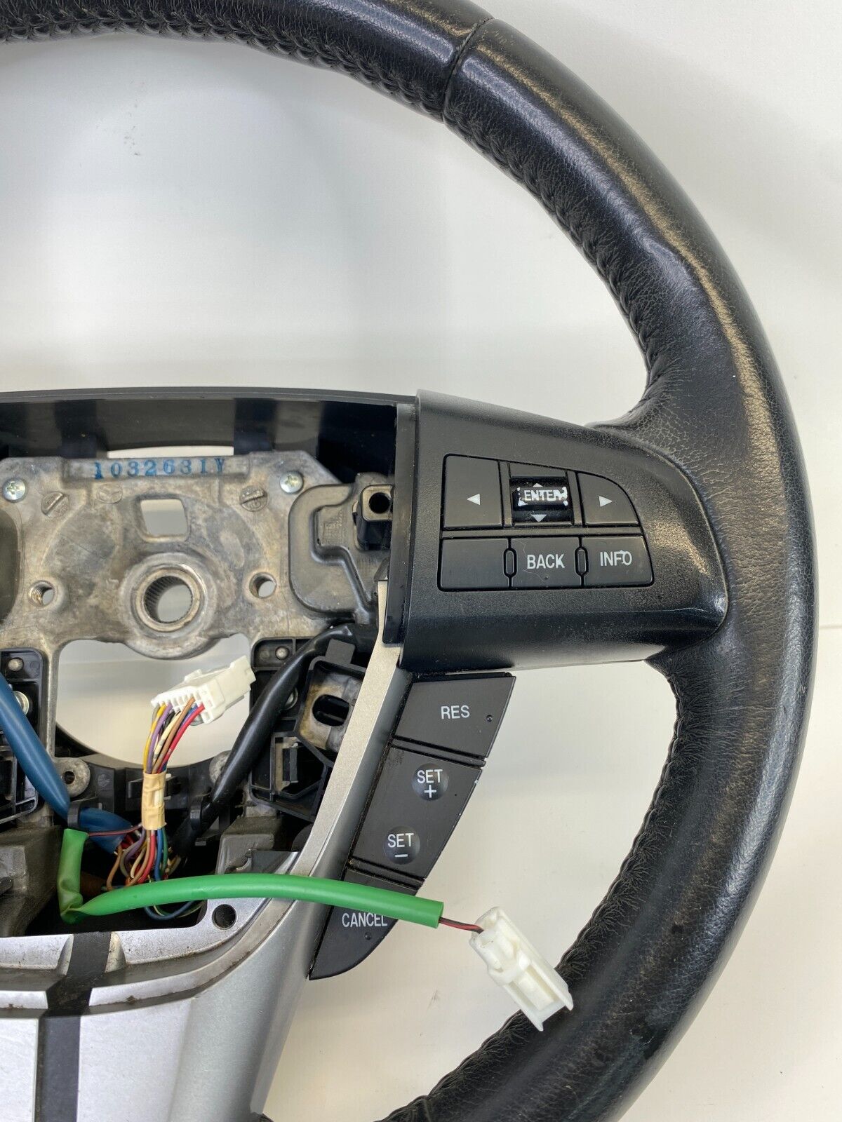 2007-2012 Mazda CX-7 CX7 Steering Wheel w/ Cruise Control Switches OEM