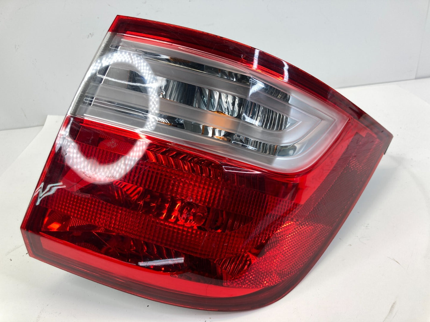 2011 2012 2013 Honda Odyssey Right Passenger Outer Tail Light Taillight 949-312