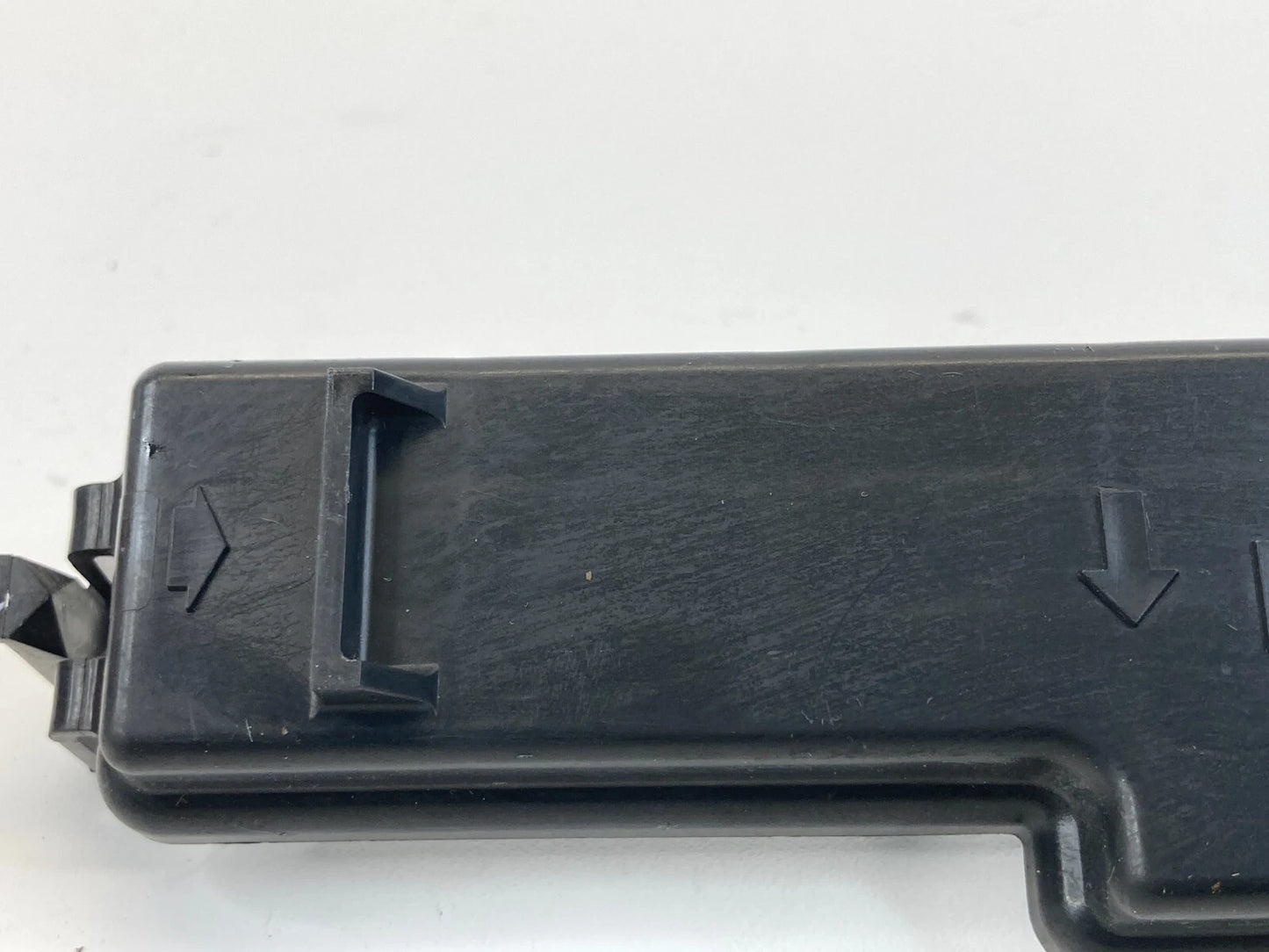 2007-2009 DODGE CALIBER 2.0L AIR MASS FLOW SENSOR COVER CAP LID OEM