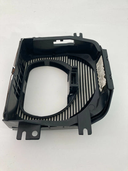 2005 CHRYSLER 300 SIGNATURE STEERING COLUMN SHROUD TRIM BEZEL P/N 0UU28XXXAB OEM