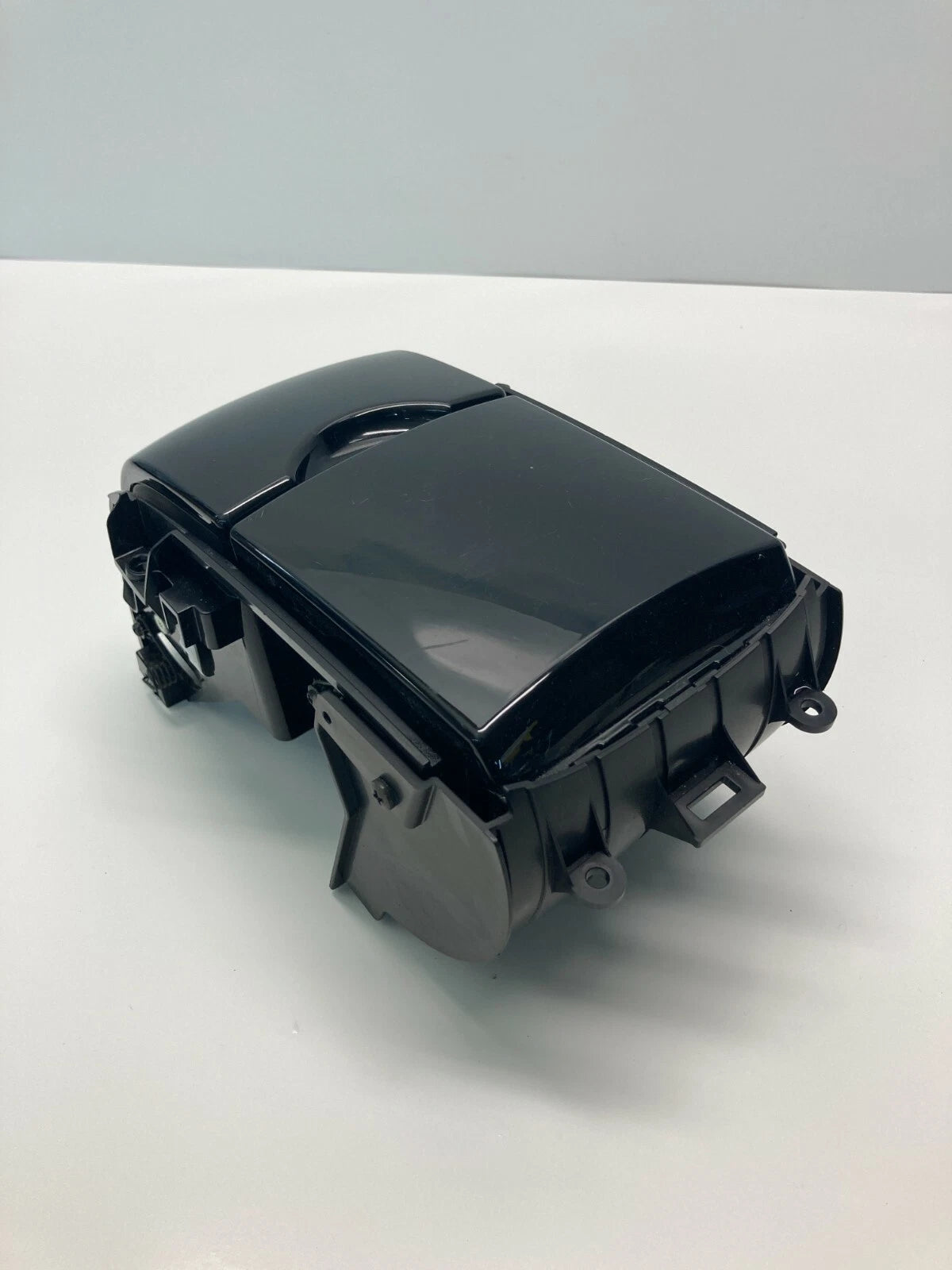 04 05 06 07 08 09 TOYOTA PRIUS CENTER CONSOLE CUP HOLDER CUPHOLDER 1A8C1-009G