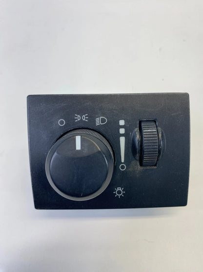 2005-2010 CHRYSLER 300 2006-2010 DODGE CHARGER HEADLIGHT SWITCH 68019567AE OEM