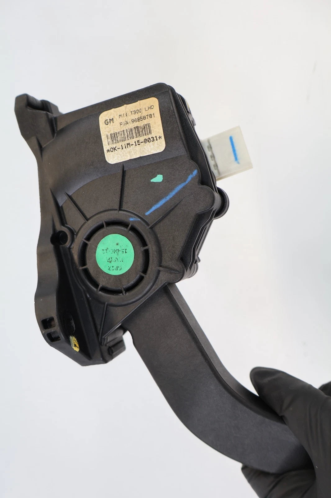 2012-2020 CHEVROLET SONIC 1.8L GAS ACCELERATOR PEDAL ASSEMBLY OEM 96858781