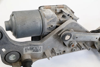 2011-2018 VW TOUAREG FRONT WINDSHIELD WIPER MOTOR & LINKAGE ASSY 7P0955023 OEM