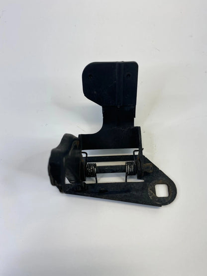 2003-2012 LAND ROVER RANGE ROVER FRONT HOOD LOCK SAFETY CATCH STRIKER HANDLE
