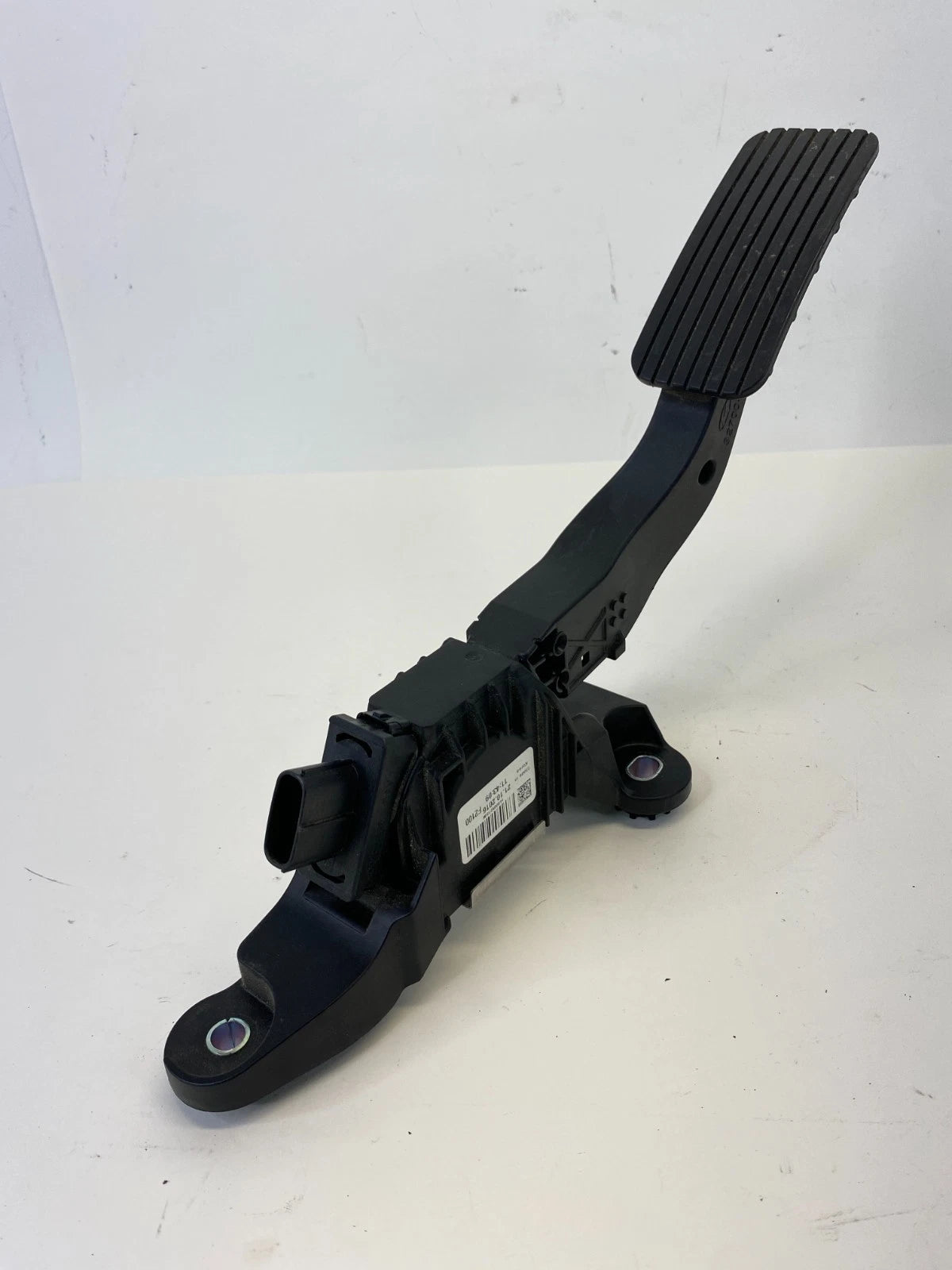 2017-2020 HYUNDAI ELANTRA 2020-2023 VENUE GAS ACCELERATOR PEDAL TRAVEL SENSOR