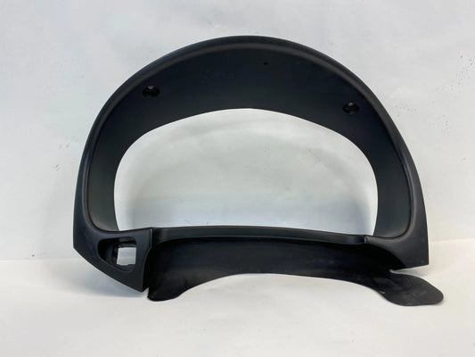 06-11 HYUNDAI ACCENT SPEEDOMETER INSTRUMENT CLUSTER DASH BEZEL TRIM 84831-1E000