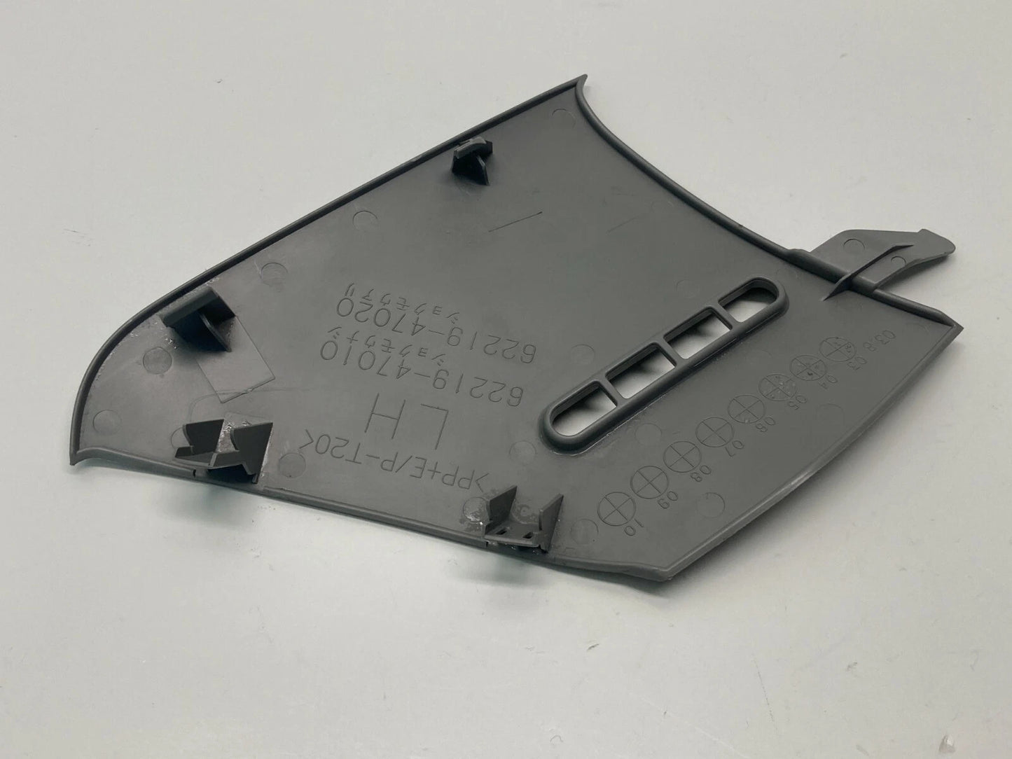 04-09 TOYOTA PRIUS FRONT LEFT DRIVER UPPER CORNER PILLAR TRIM 62219-47020 OEM