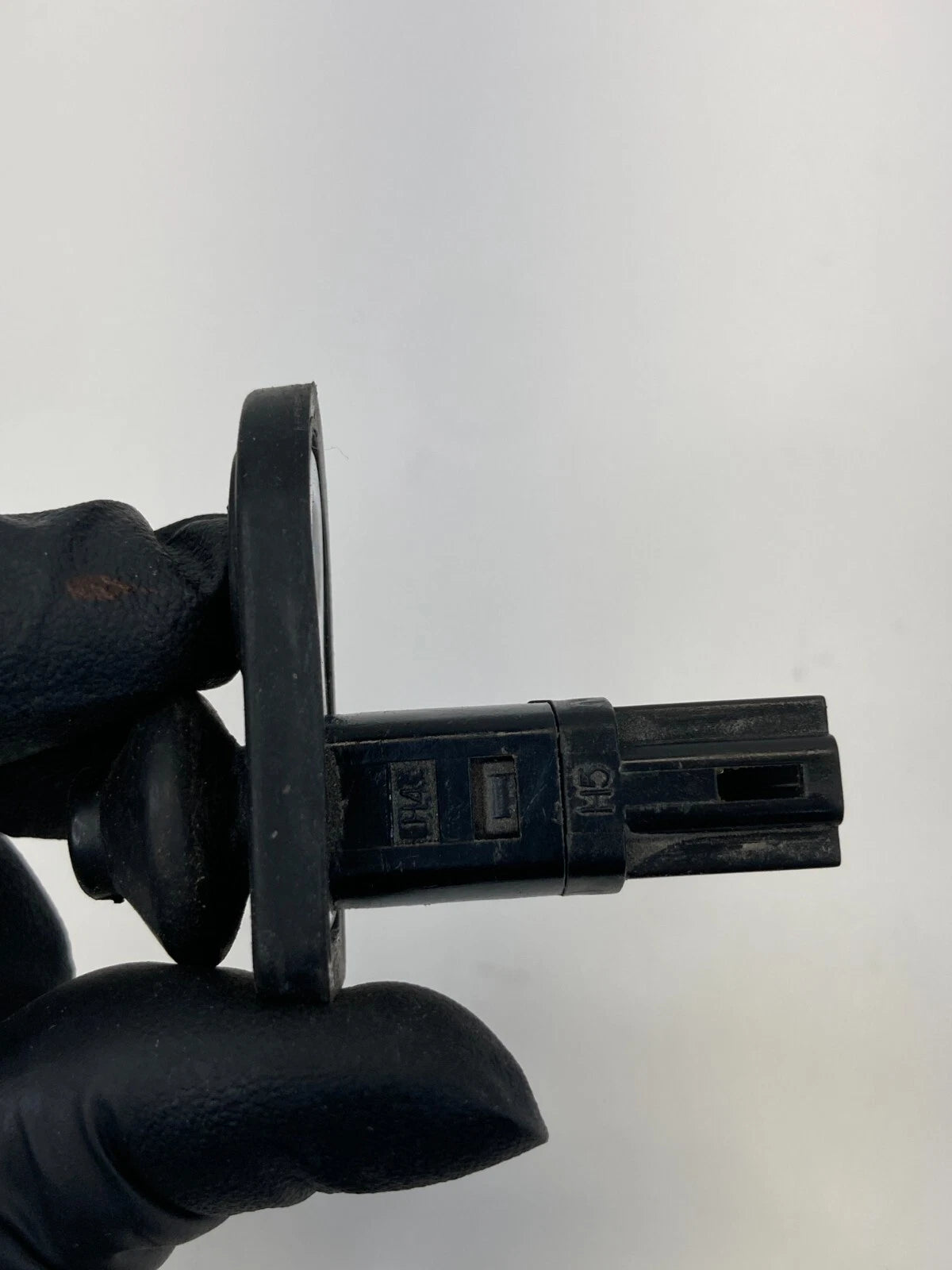 2005-2010 KIA SPORTAGE 2010-2013 KIA SOUL DOOR AJAR JAMB LIGHT SWITCH OEM