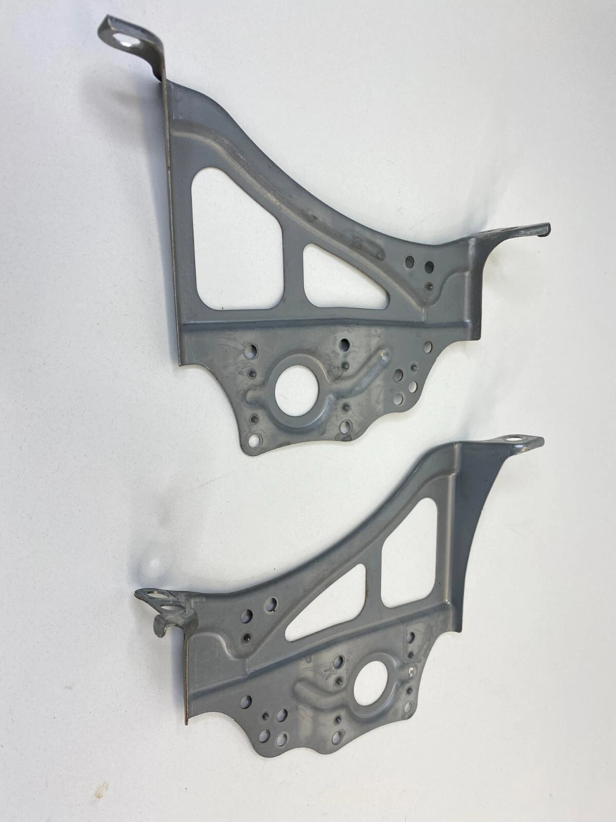 04 05 06 07 08 09 TOYOTA PRIUS CENTER DASH RADIO MOUNT BRACKETS SET LH RH OEM
