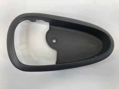 99-05 PONTIAC GRAND AM SEDAN REAR LEFT INNER DOOR HANDLE COVER BEZEL 22617661