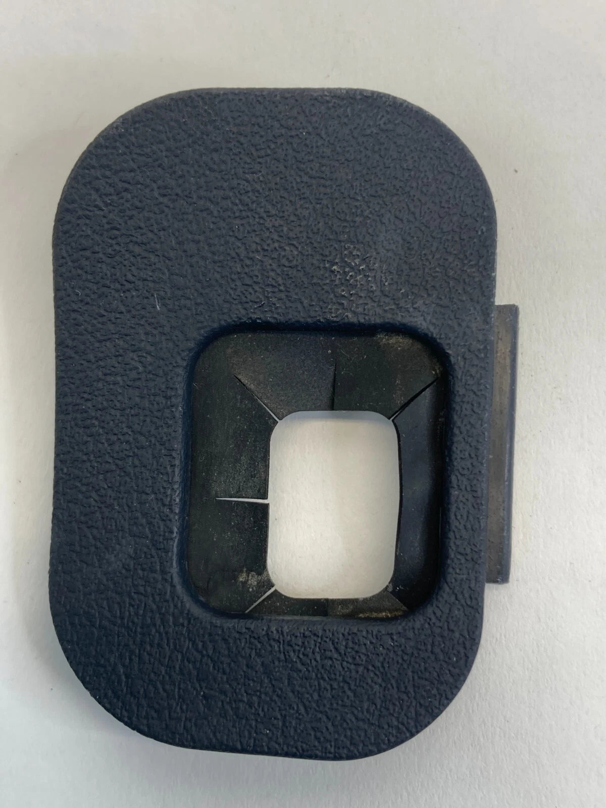 2007-2012 LEXUS ES350 STEERING WHEEL RIGHT LOWER COVER TRIM BEZEL 45186-33090