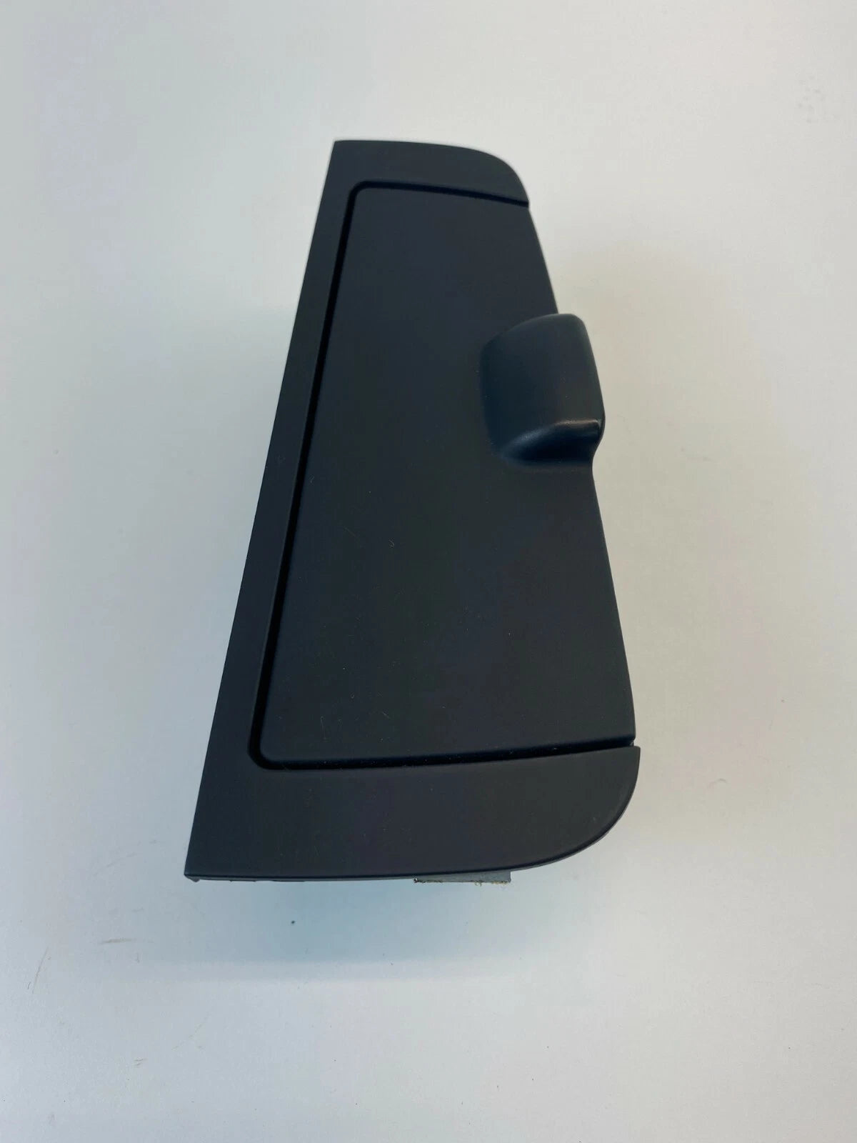 2004 2005 2006 KIA AMANTI REAR LEFT SIDE DOOR PANEL ASHTRAY 83750-3F000 OEM