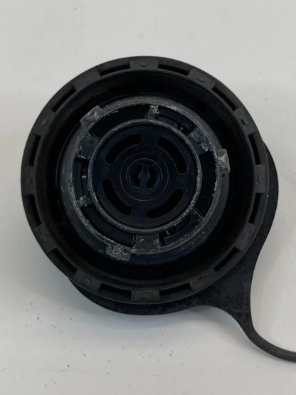 2001 2002 2003 2004 2005 2006 FORD ESCAPE 3.0L V6 FUEL TANK FILLER GAS CAP ASSY