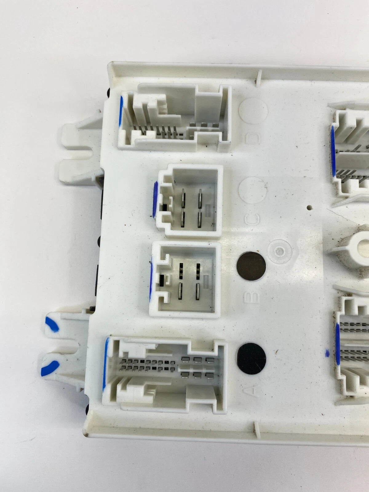 2011 DODGE JOURNEY 3.6L V6 AT BODY CONTROL CONTROL MODULE BCM BCU 04692278AJ OEM