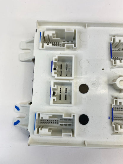 2011 DODGE JOURNEY 3.6L V6 AT BODY CONTROL CONTROL MODULE BCM BCU 04692278AJ OEM