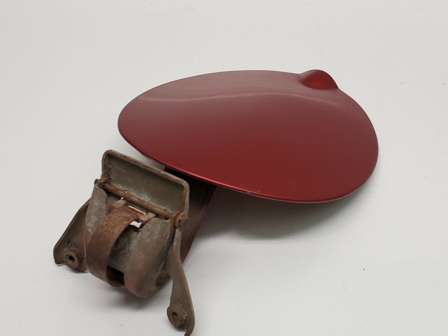 1996-2005 Mercury Sable Ford Taurus Fuel Filler Door Gas Tank Lid Cover Red OEM