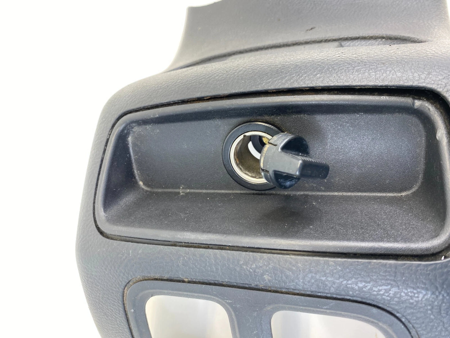 2010-2012 FORD TAURUS REAR CENTER CONSOLE COVER PANEL TRIM W SOCKET AG13-54045