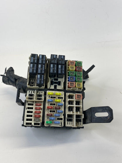 2011 2012 2013 Ford Fiesta 1.6L Engine Fuse Relay Box Junction Block OEM