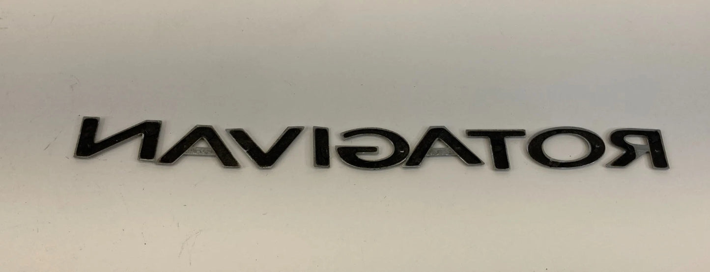 2003-2006 LINCOLN NAVIGATOR REAR TRUNK LID NAMEPLATE EMBLEM LOGO BADGE CHROME