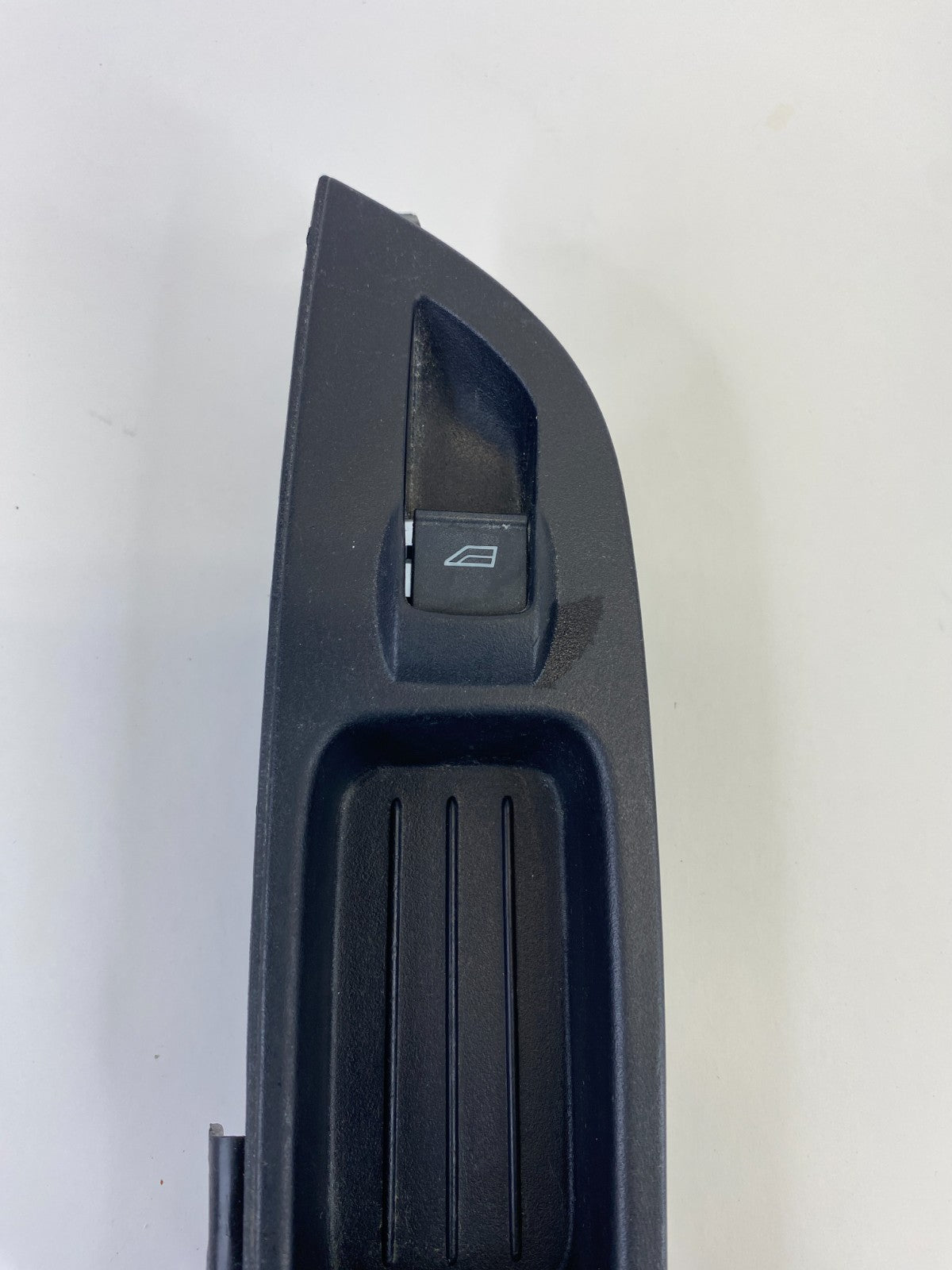 2012-2018 Ford Focus Front Right Side Power Window Switch BM51-A240A40-AAW