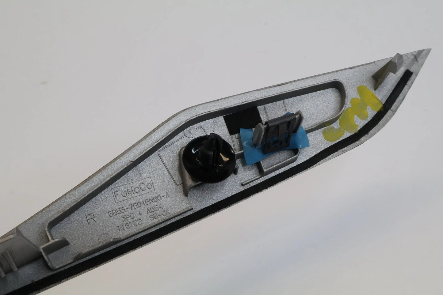 2011-2015 FORD EXPLORER CENTER DASH RIGHT PASSENGER SIDE MOLDING BEZEL TRIM