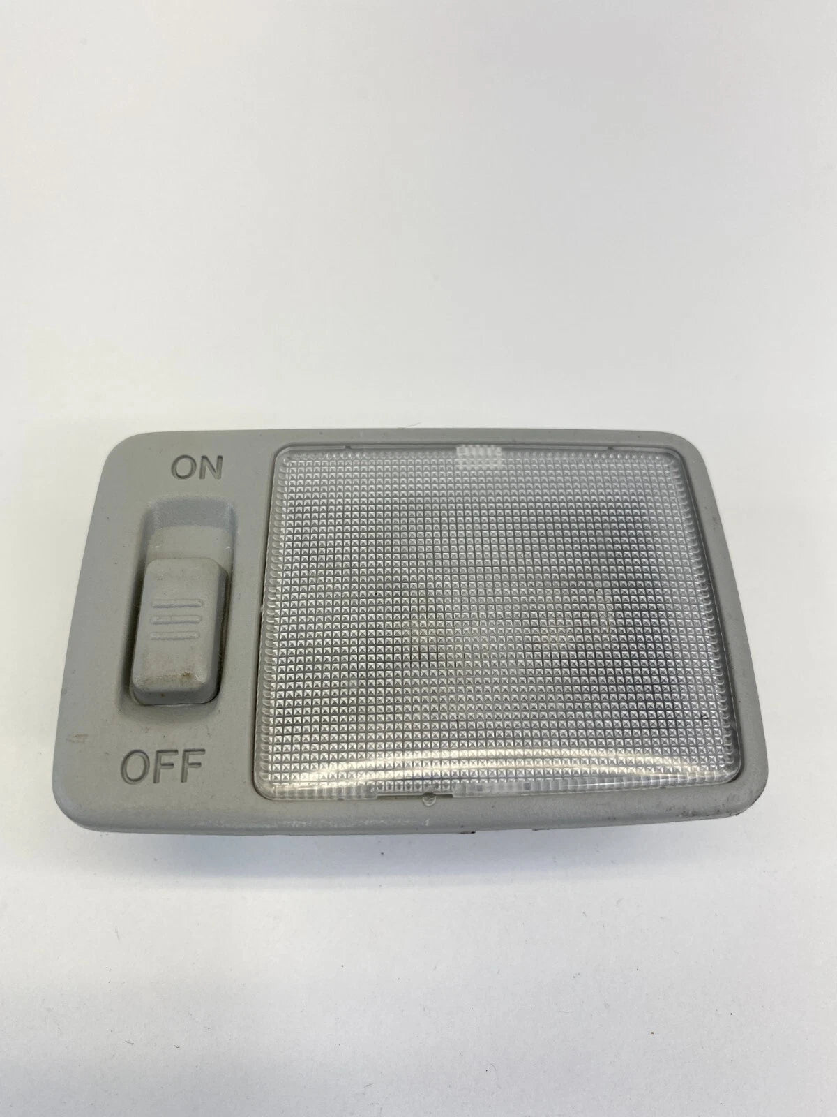 2002 2003 02 03 LEXUS ES300 REAR ROOF OVERHEAD DOME MAP LIGHT OEM