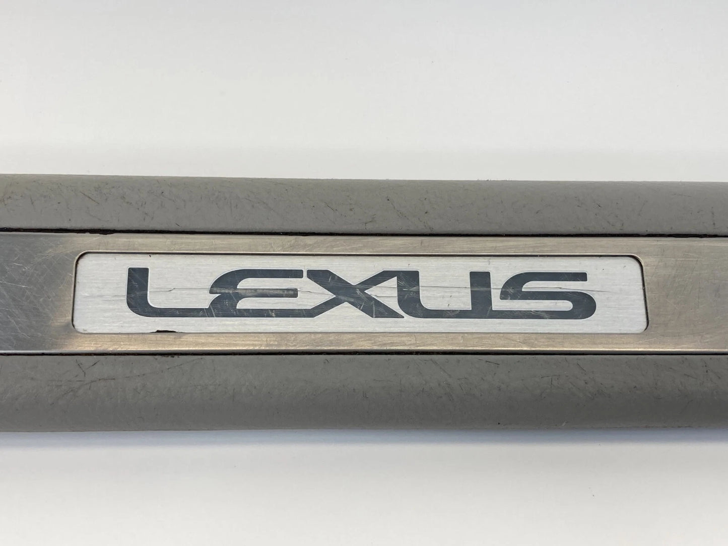 2006 2007 LEXUS RX400H REAR LEFT SIDE DOOR SILL TRIM PLATE 67940-48020 OEM