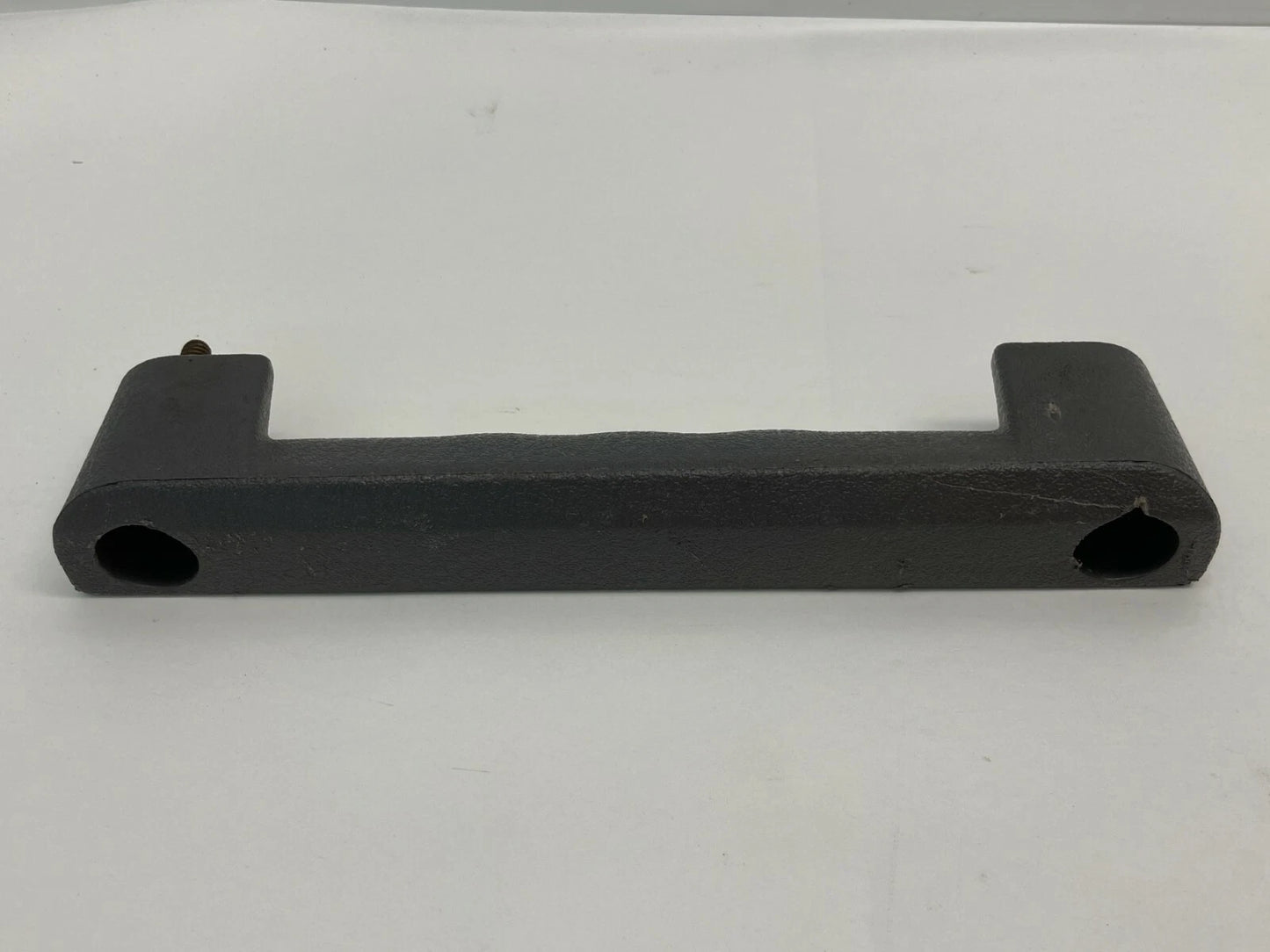2002-2005 FORD EXPLORER XLT 4.0L INNER LUGGAGE COMPARTMENT HANDLE ASSEMBLY OEM