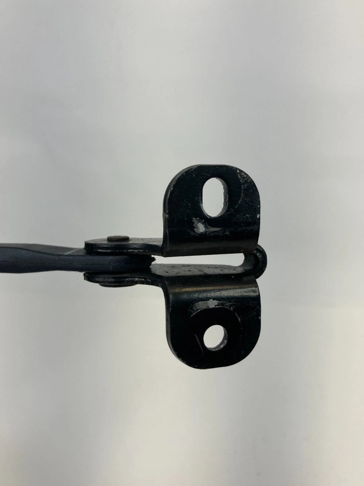 2002-2007 JEEP LIBERTY TAILGATE CARGO DOOR CHECK ARM STRAP STOP 55360170AB OEM