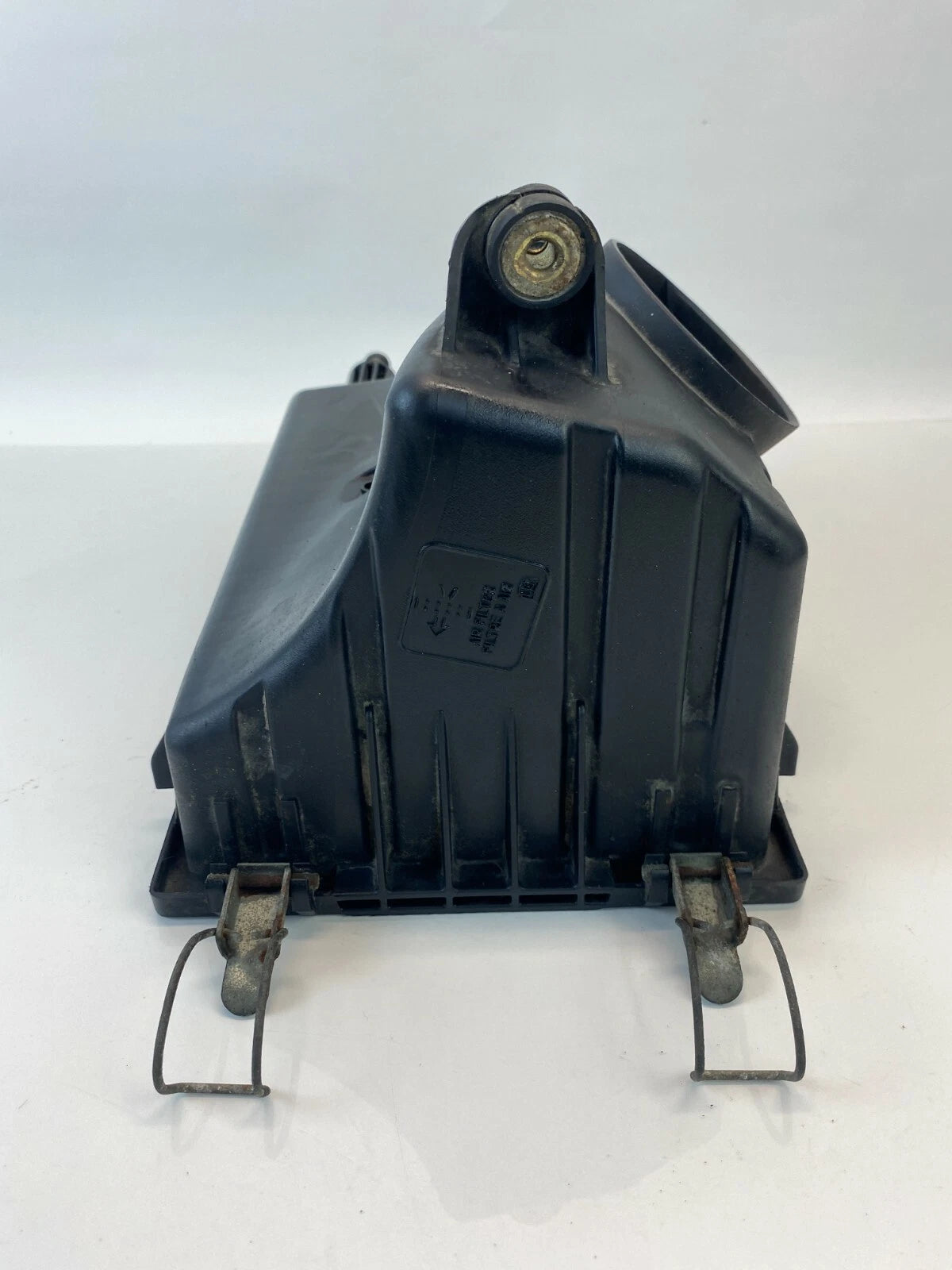2005-2008 MERCURY MARINER 3.0L LOWER AIR INTAKE CLEANER BOX HOUSING OEM