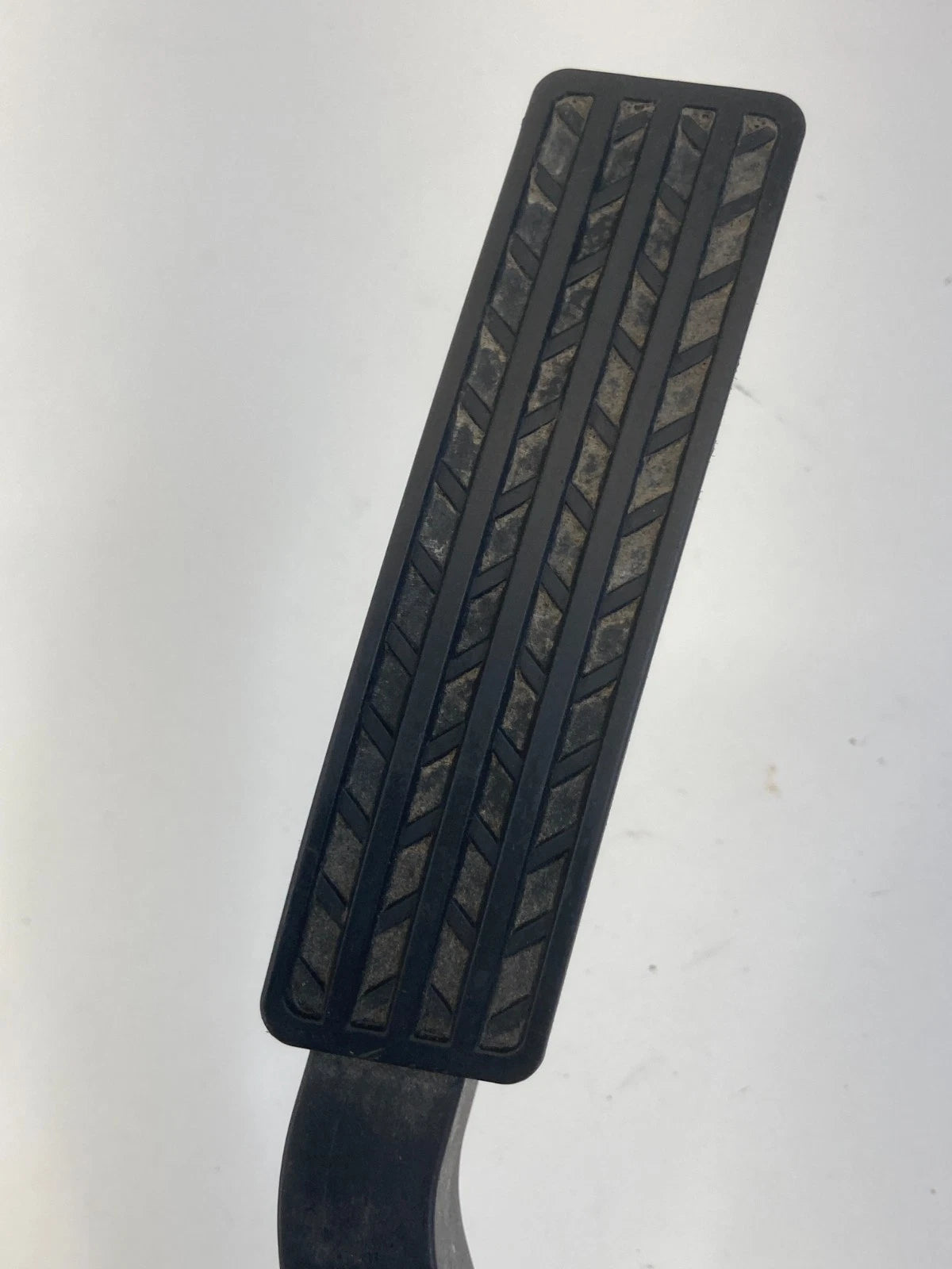 09-16 GMC ACADIA 09-17 ENCLAVE 3.6L AT ACCELERATOR GAS PEDAL SENSOR 25865203 OEM