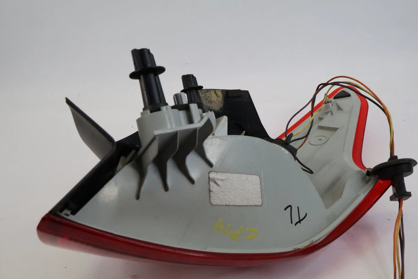 15-18 FORD FOCUS SEDAN REAR LEFT OUTER TAILLIGHT TAIL LAMP UNIT F1EB-13405-F OEM