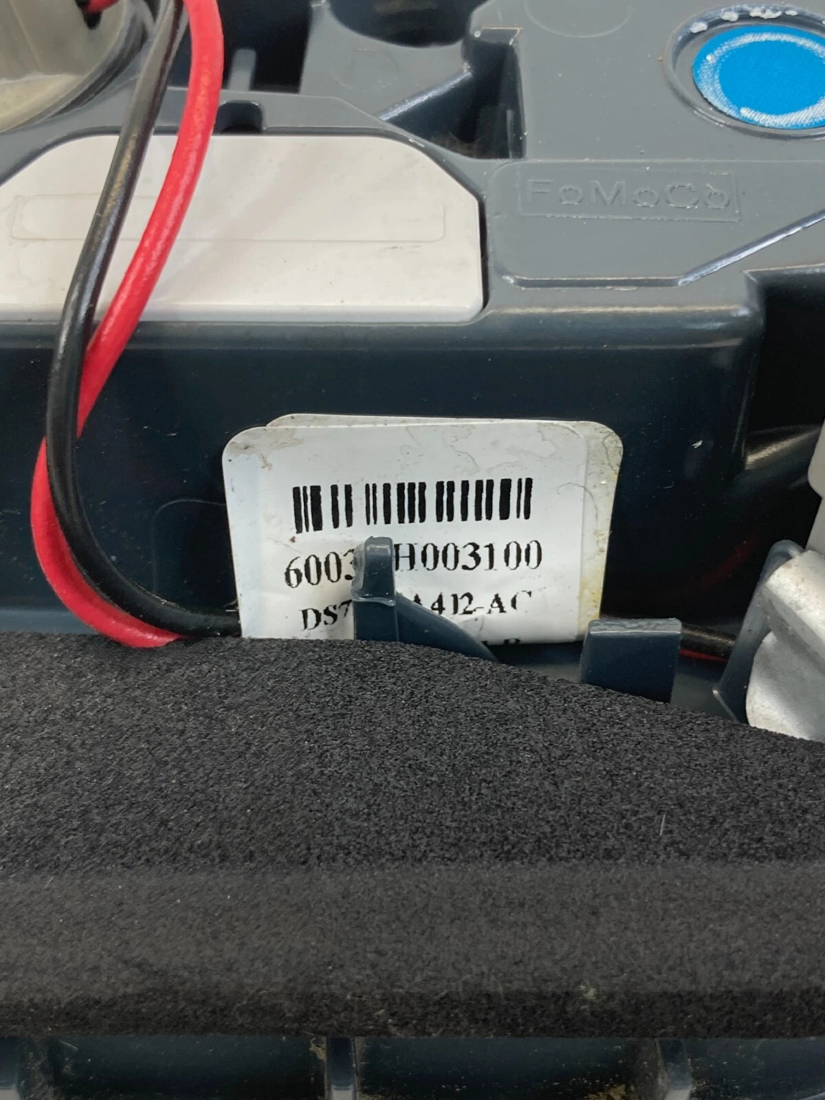 2013-2016 FORD FUSION REAR RIGHT SIDE INNER TAIL LIGHT DS73-13A602-AF OEM