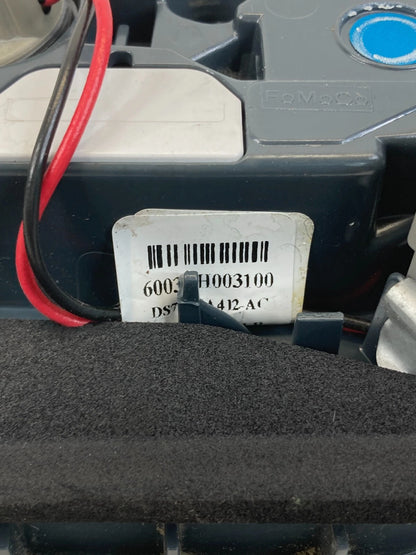 2013-2016 FORD FUSION REAR RIGHT SIDE INNER TAIL LIGHT DS73-13A602-AF OEM