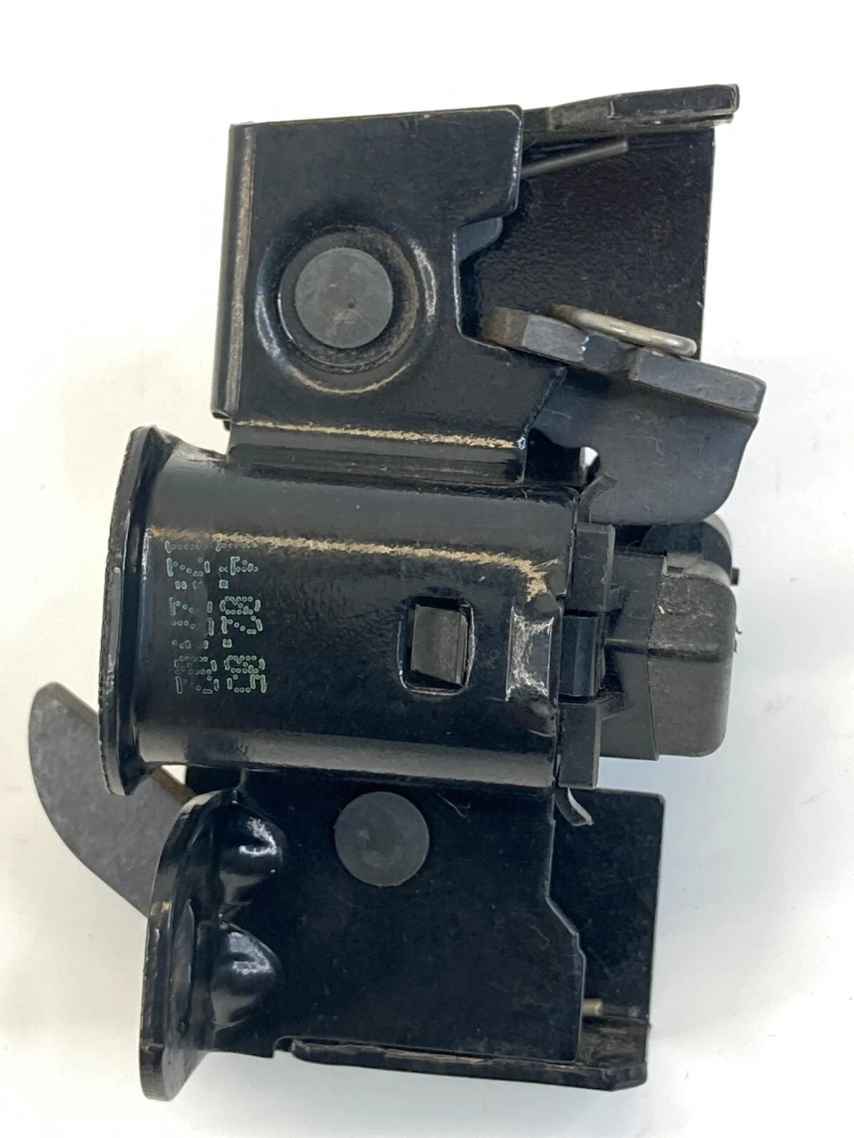 2006-2011 MERCEDES BENZ CLS500 RIGHT SIDE HOOD LOCK LATCH STRIKER 2198800060 OEM