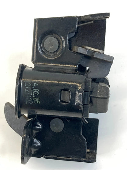 2006-2011 MERCEDES BENZ CLS500 RIGHT SIDE HOOD LOCK LATCH STRIKER 2198800060 OEM