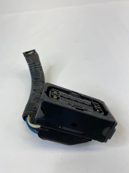 08 09 10 SCION XB ABS ANTI LOCK BRAKE PUMP PLUG CONNECTOR RELAY 82821-12570 OEM