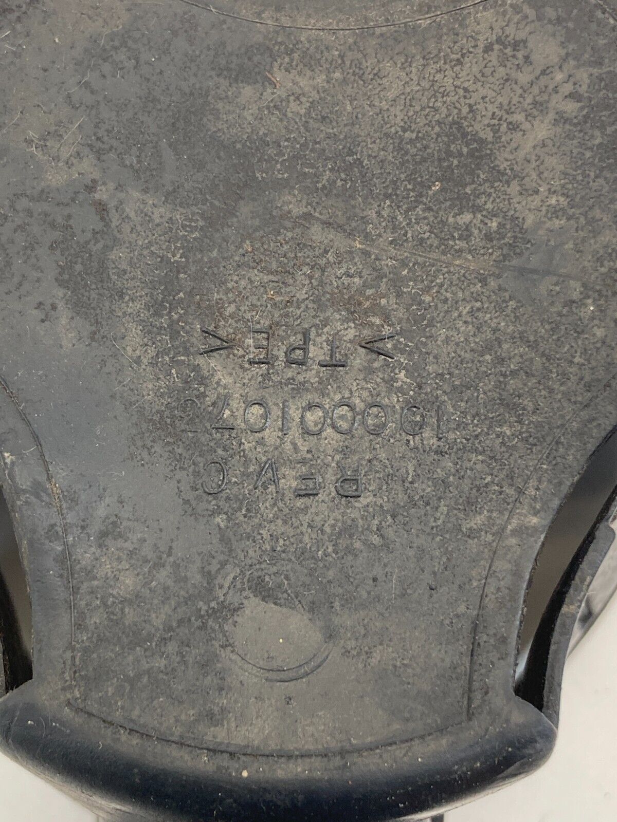 2009 2010 Dodge Journey Center Console Cup Holder Rubber Insert