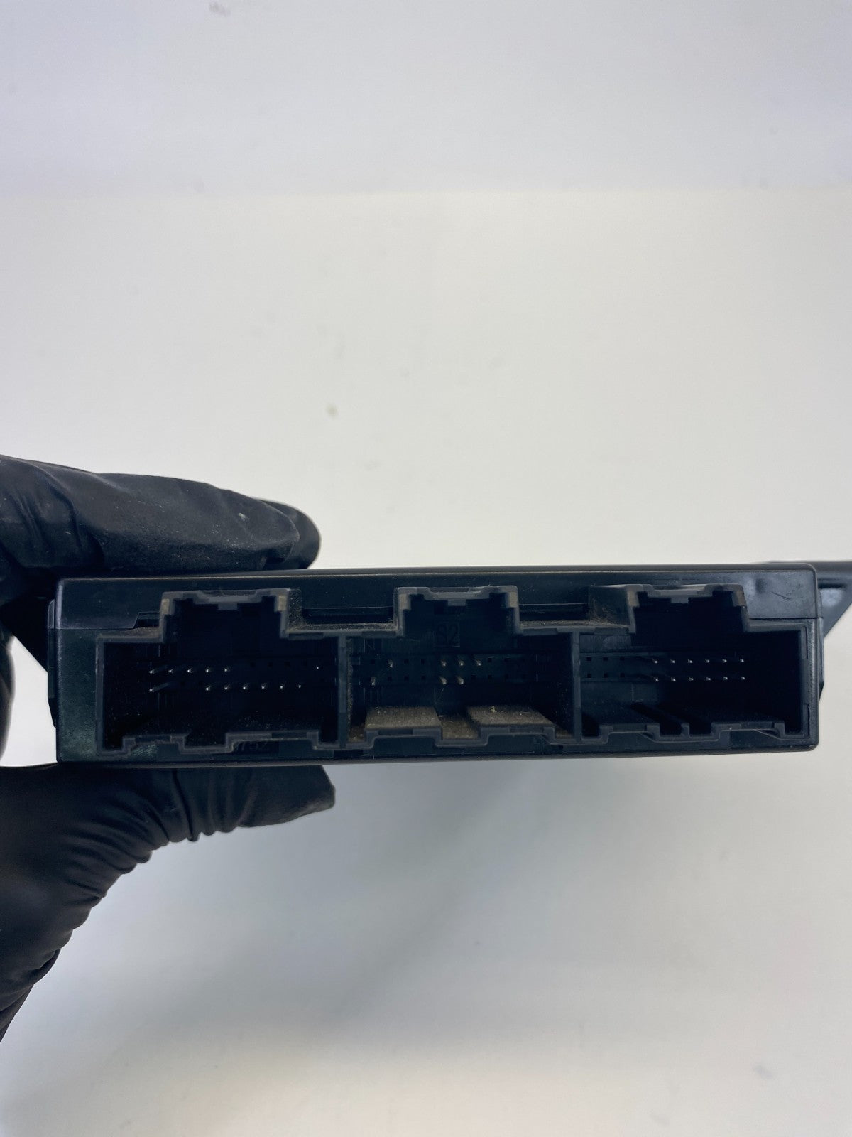 2011 11 Buick Enclave Front Seat Memory Control Module 20870474 OEM