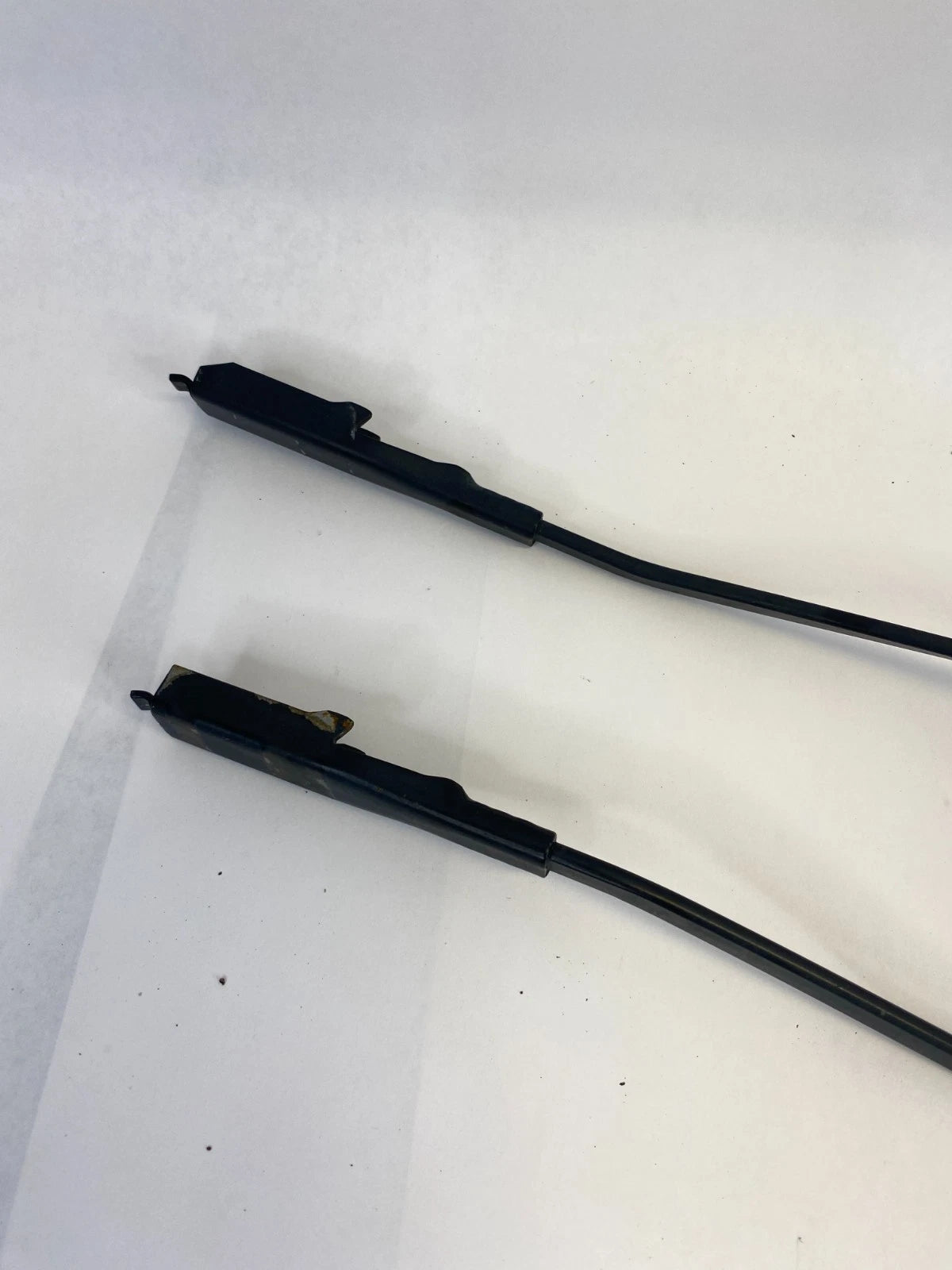 2012-2018 FORD FOCUS FRONT LEFT & RIGHT WINDSHIELD WIPER ARMS PAIR SET OEM