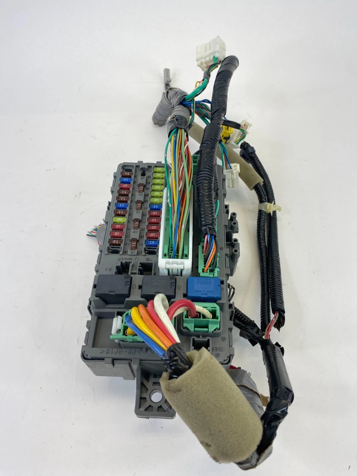 2009-2014 ACURA TSX 2.4L SEDAN INTERIOR LEFT FUSE RELAY BOX COMPARTMENT TL2-A121