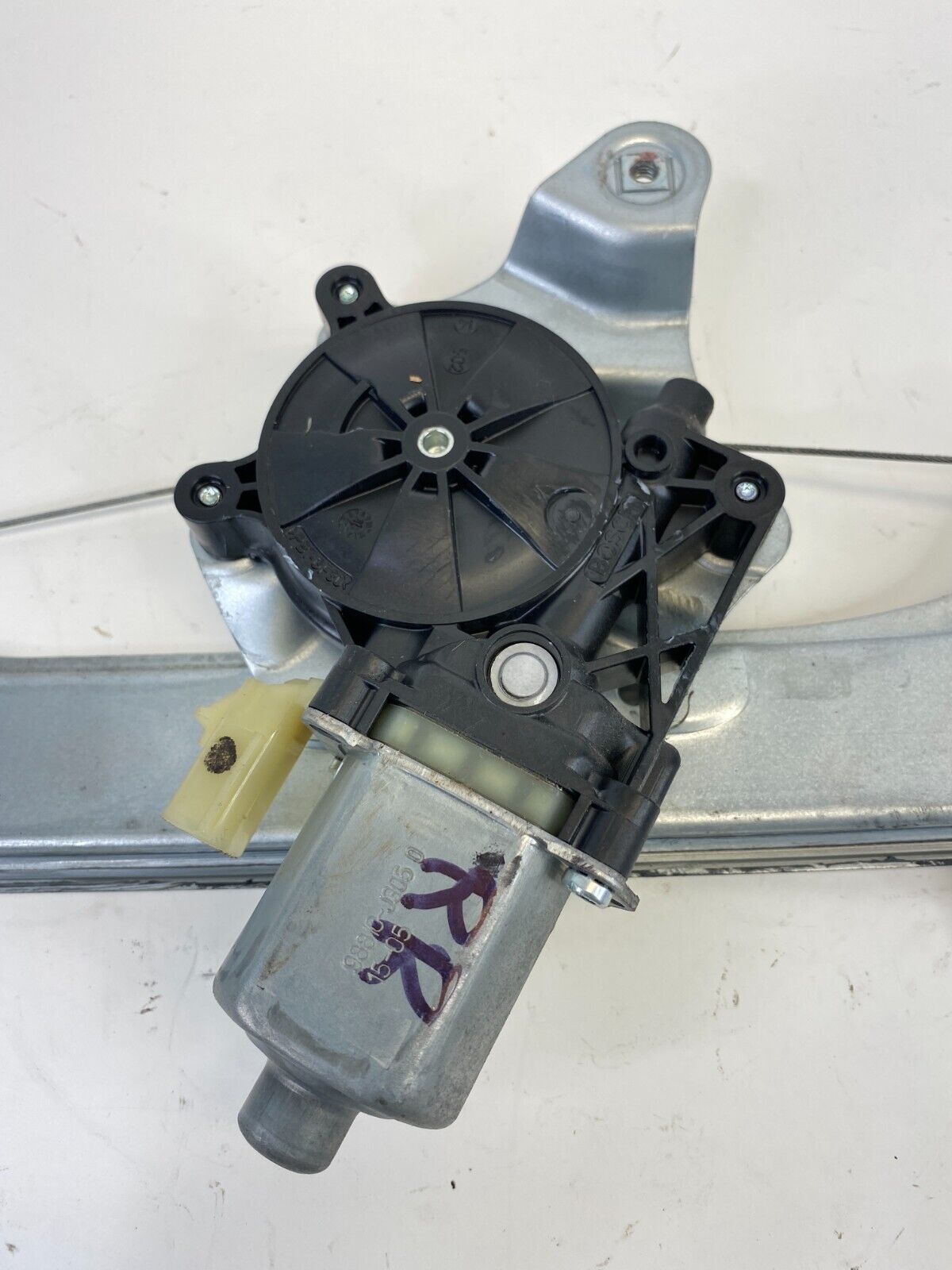 13-20 Chevrolet Sonic Rear Right Door Power Window Regulator w/ Motor 98810-J305