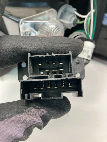 2001 BMW 3-SERIES 325I SEDAN REAR LEFT OUTER TAILLIGHT TAIL LAMP ASSEMBLY