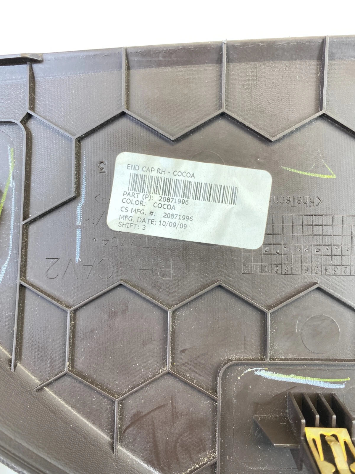 2008-2017 BUICK ENCLAVE DASH RIGHT SIDE END CAP ACCESS COVER TRIM 20871996 OEM